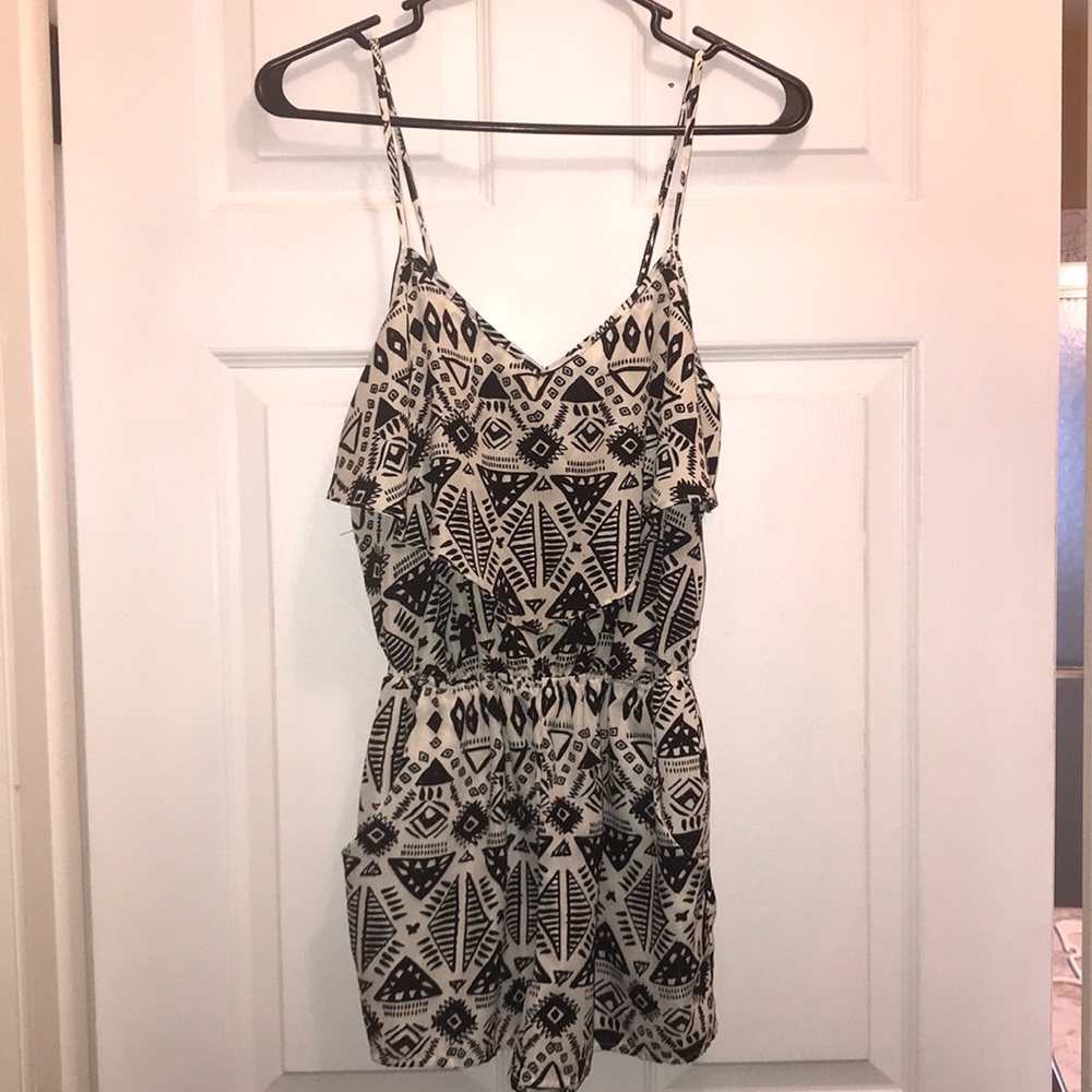 Black and off-white patterned romper